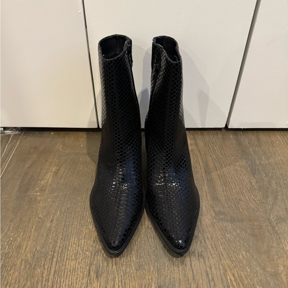 Gabbie Ankle Boot Size 10